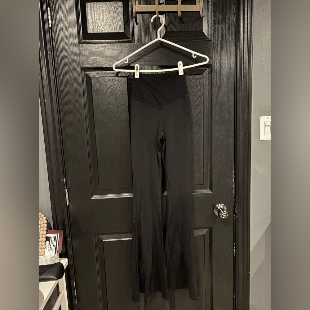 OFFLINE By Aerie Real Me High Waisted Crossover Rib Super Flare Legging